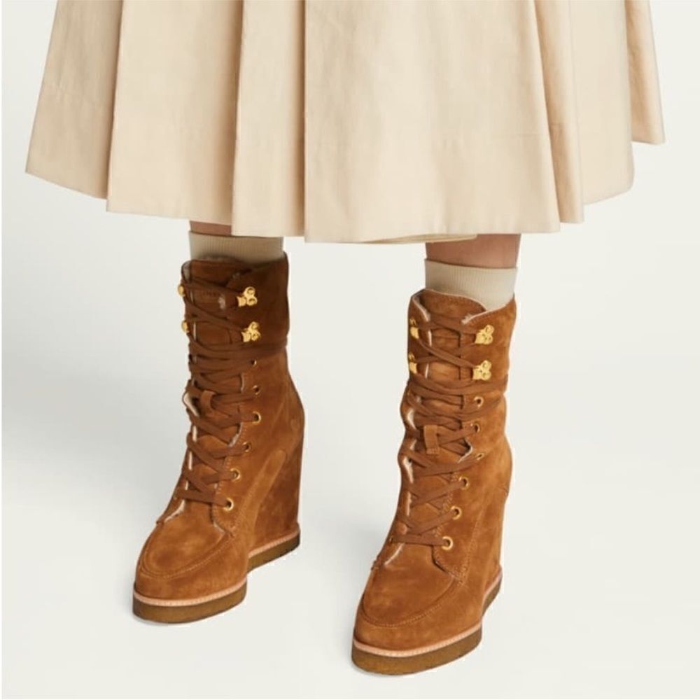 VERONICA BEARD Ananya Water Repellent/Shearling Suede Boot in tan size 10